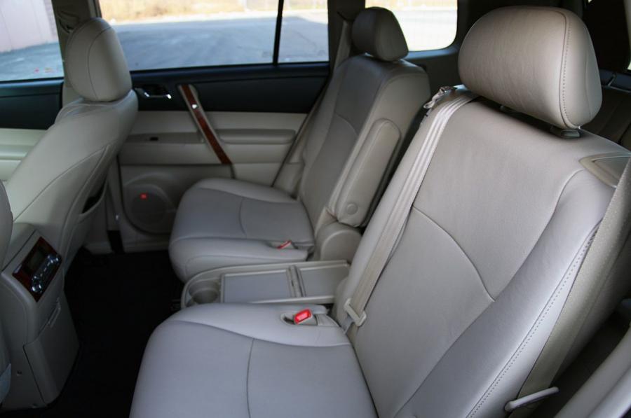  Toyota Highlander 2011 года  (фото 99 из 108)